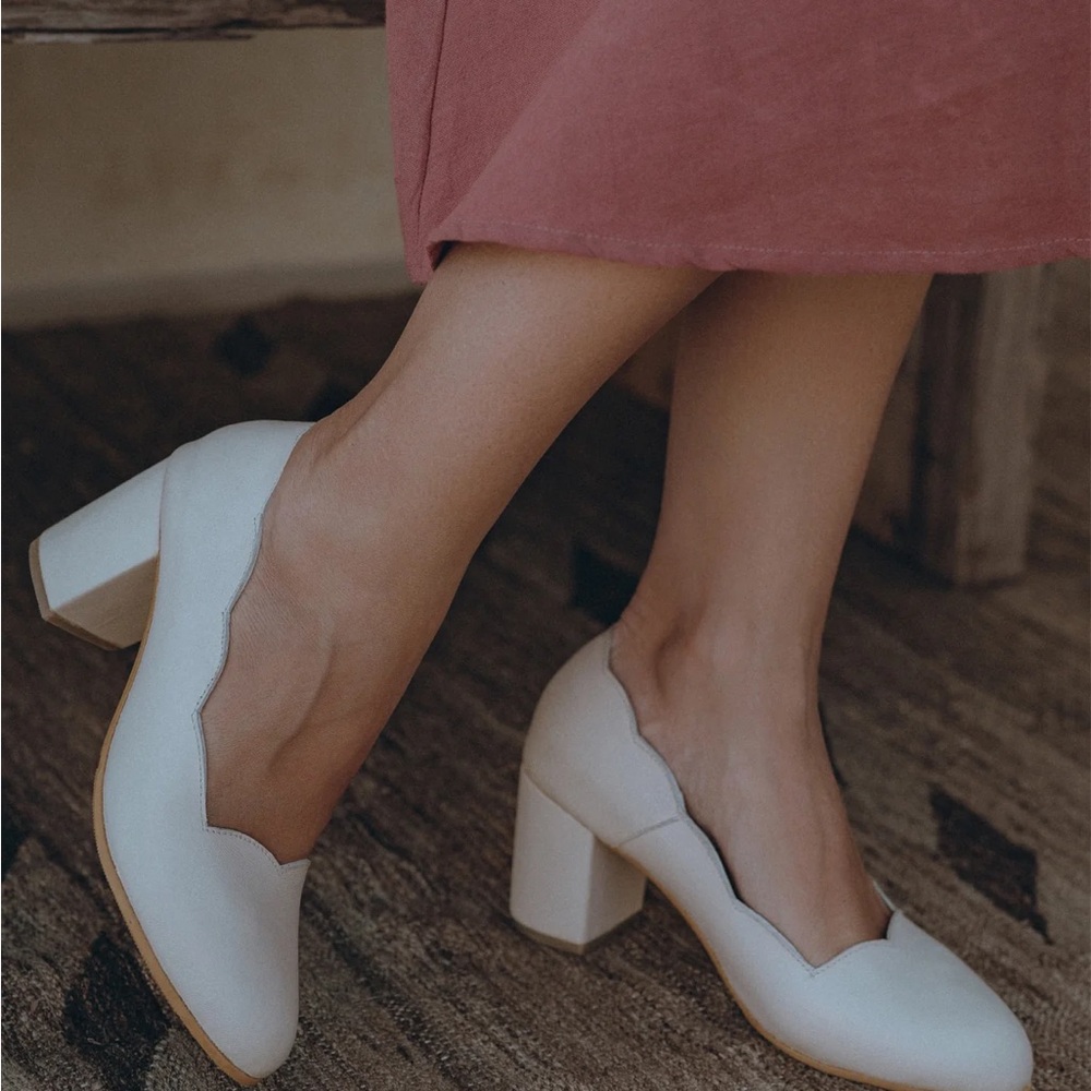 NWT Bali Lane Aria Classic Leather Heels